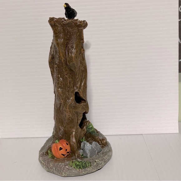 Mickey DISNEY Light Up Haunted House Lighted Tree Stump Halloween Village - Picture 9 of 13